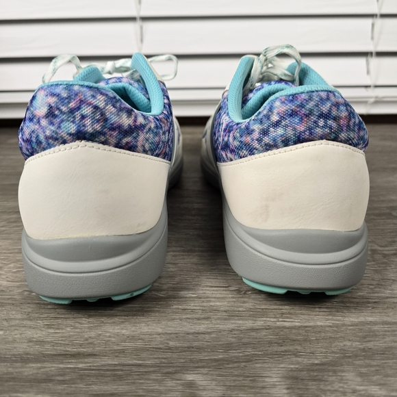 TRAQ Qarma 2 Shoes by Alegria - Picture 5 of 14